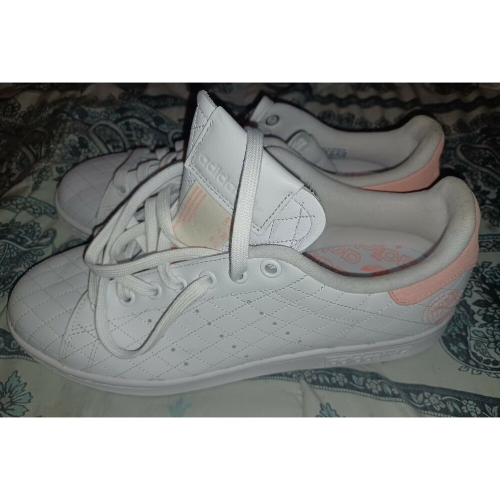 Adidas Stan Smith White Classic Style Womens Sz 9.5 Tennis Shoes FV4070